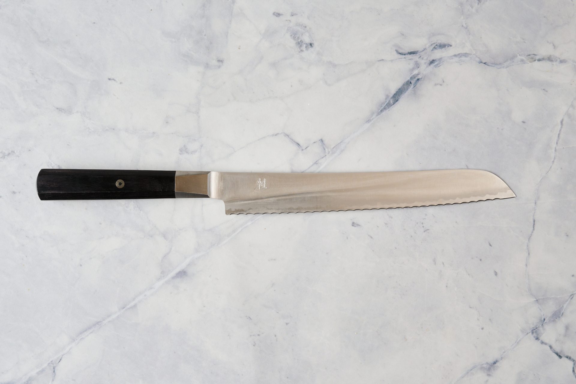 Cuchillo para pan Miyabi Koh