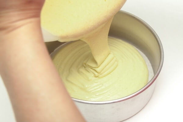 ¿La mezcla para pasteles se estropea (y cuánto dura)?