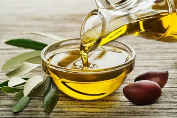 ¿Cuál es el mejor aceite para hornear pasteles y por qué?