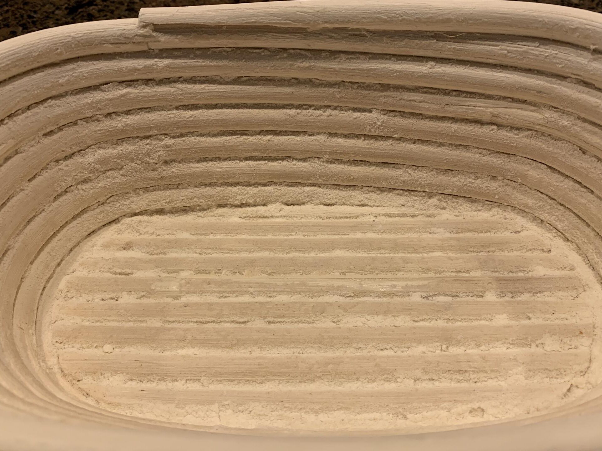 Ayuda con ratan de gran diámetro y masa pegada en banneton...