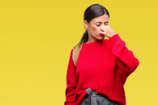 ¿Puedes usar mezcla para pastel caducada y qué puedes hacer con ella?